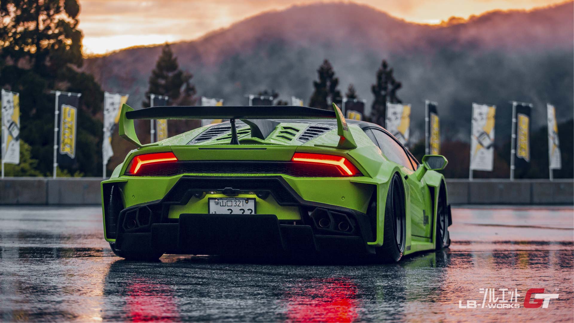 LB-Silhouette WORKS HURACAN GT