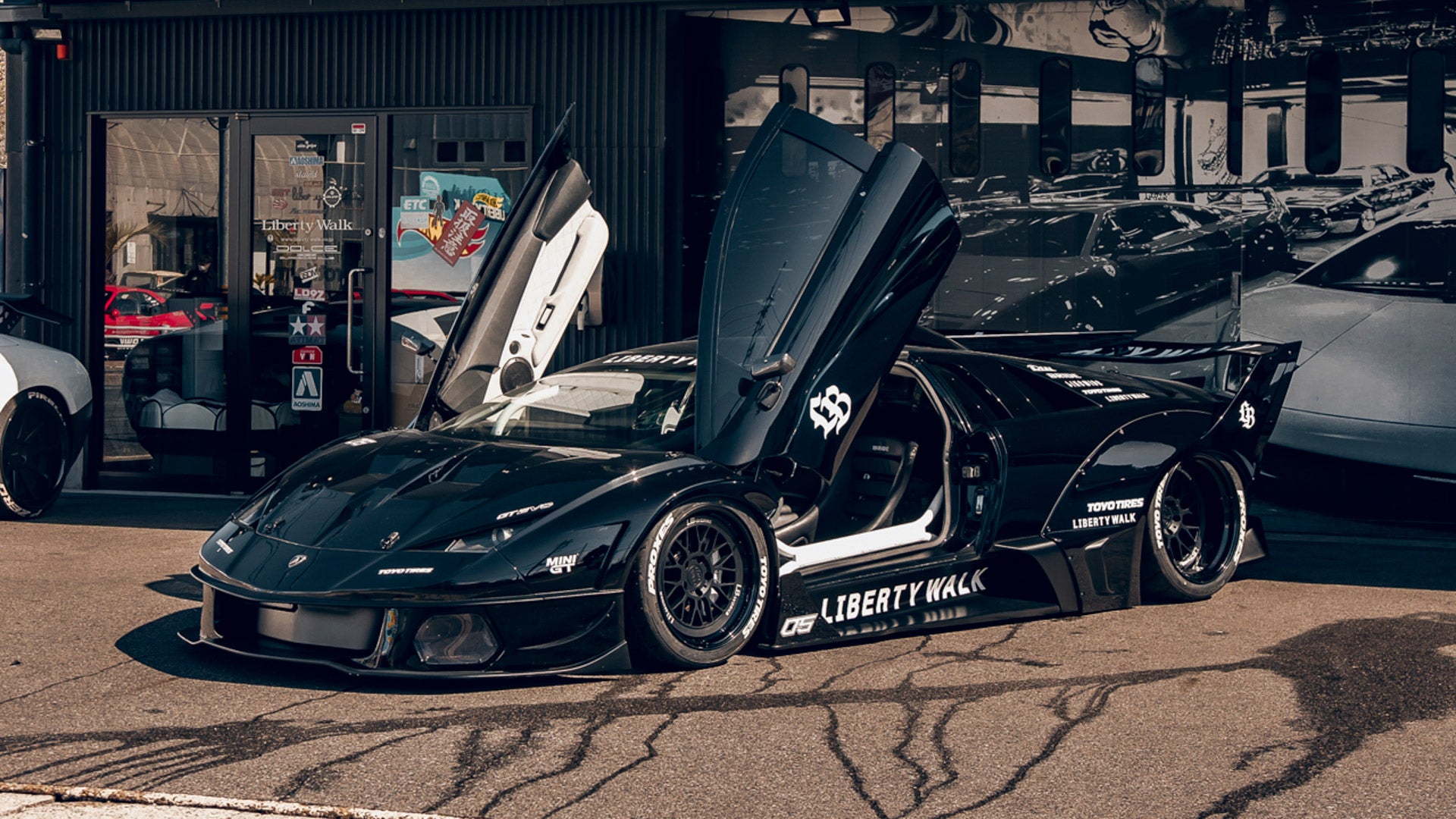 LB-Silhouette WORKS MURCIELAGO GT Evo