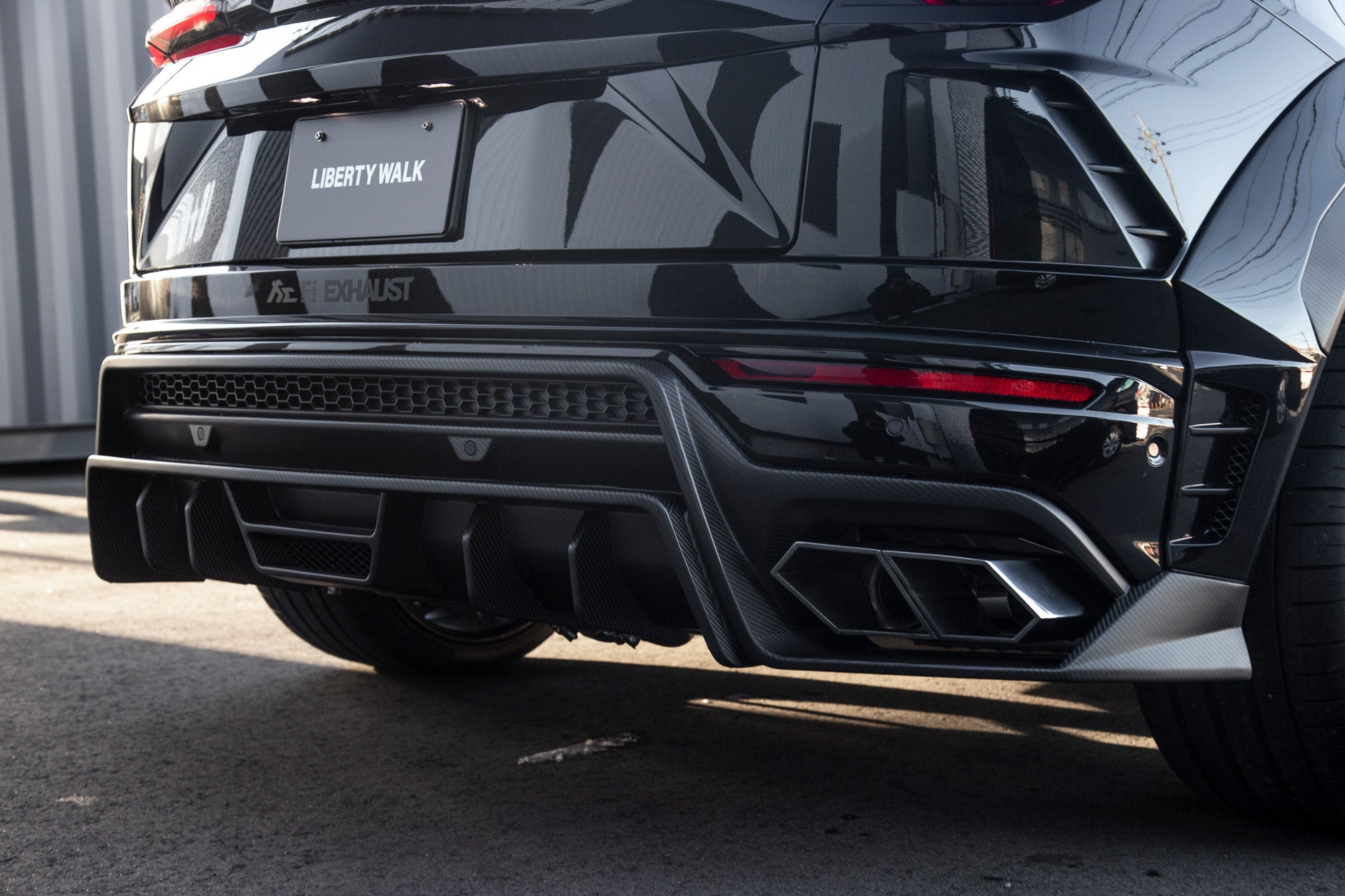 LB-WORKS Lamborghini URUS