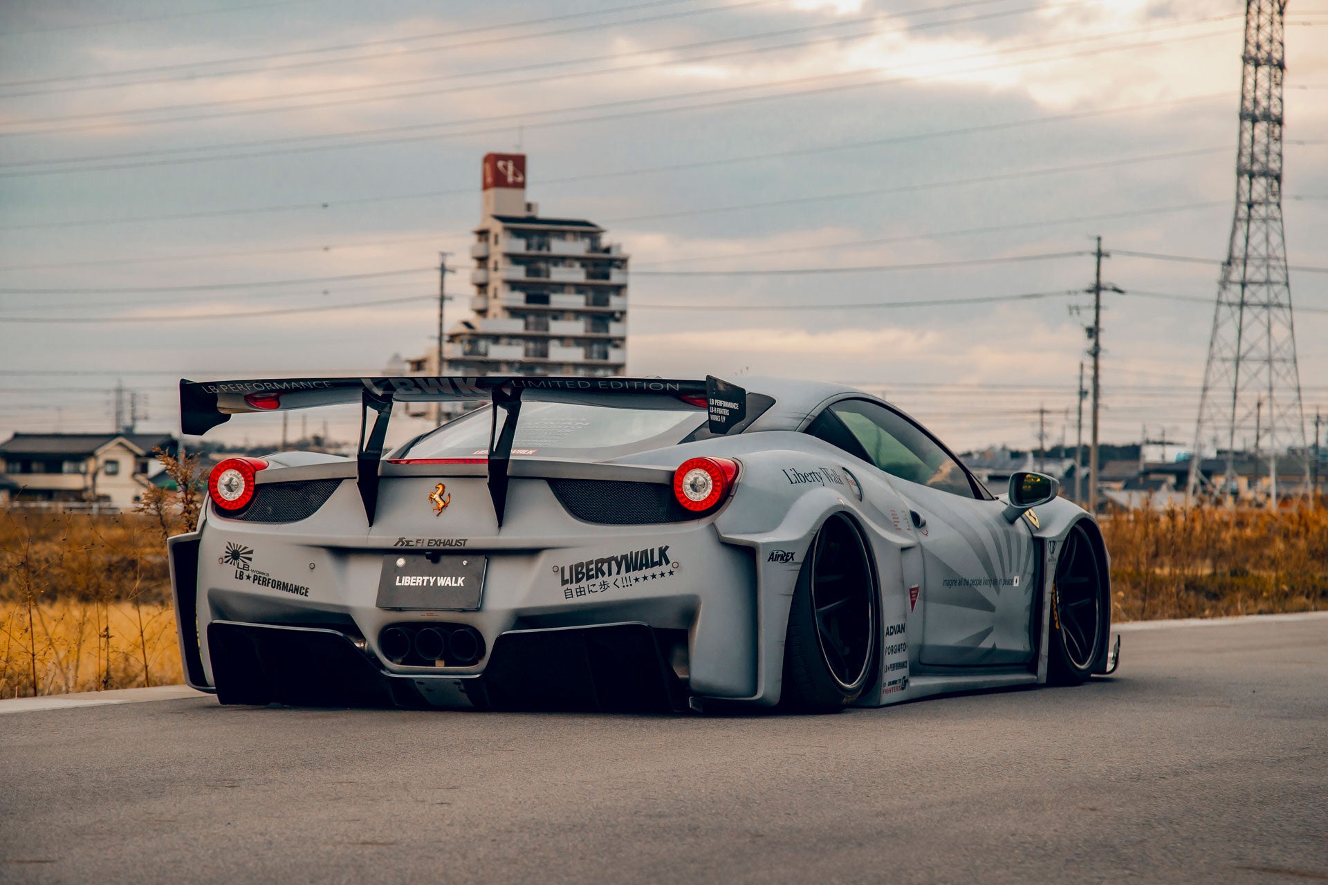 LB-Silhouette WORKS Ferrari 458 GT