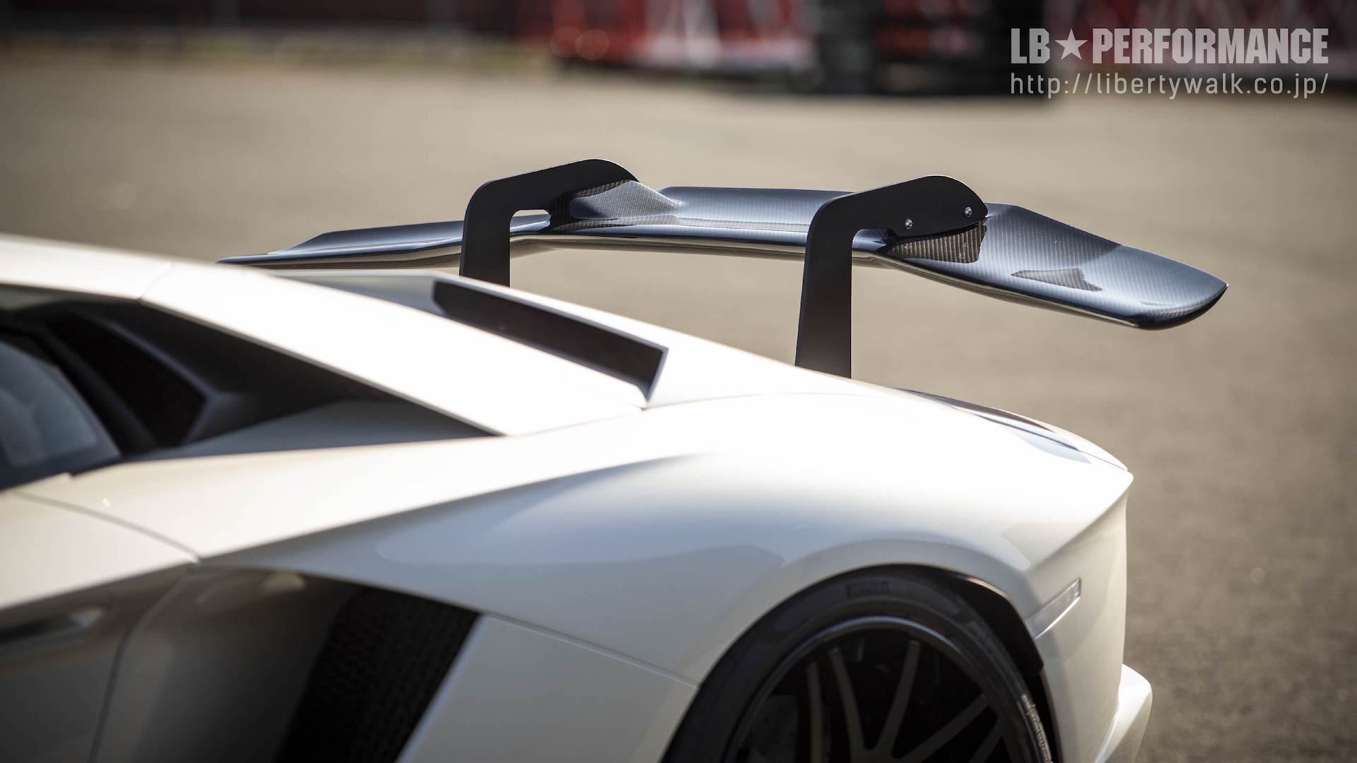 LB★PERFORMANCE Lamborghini AVENTADOR S